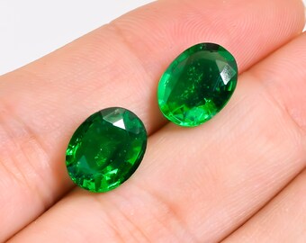 Lab Created Emerald: Oval Cut Loose Gemstone (11X9X5 mm, 4 Ct)