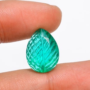 6.5 Ct. Tempting Top Grade Quality Natural Green Emerald Pear Shape Carved & Cut Stone Gemstone  For Making Jewelry 15X12X6 mm R-3305