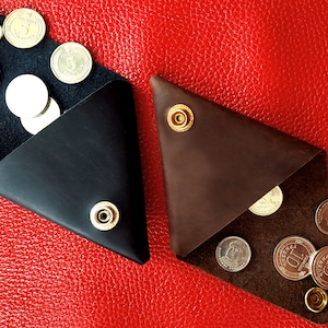 Cartera de piel triangular, cartera de piel española, monedero de piel, portapúas, regalo personalizado para guitarrista, accesorios