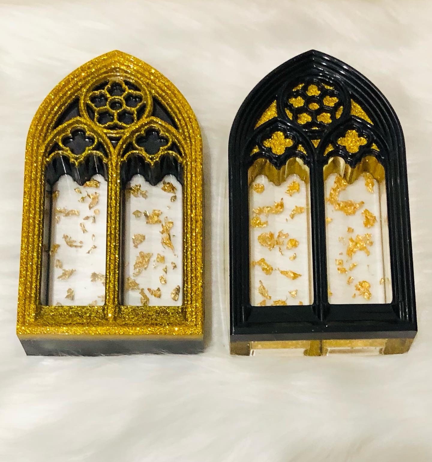 Décoration Meuble Cathédrale Vitraux Gothique en Résine