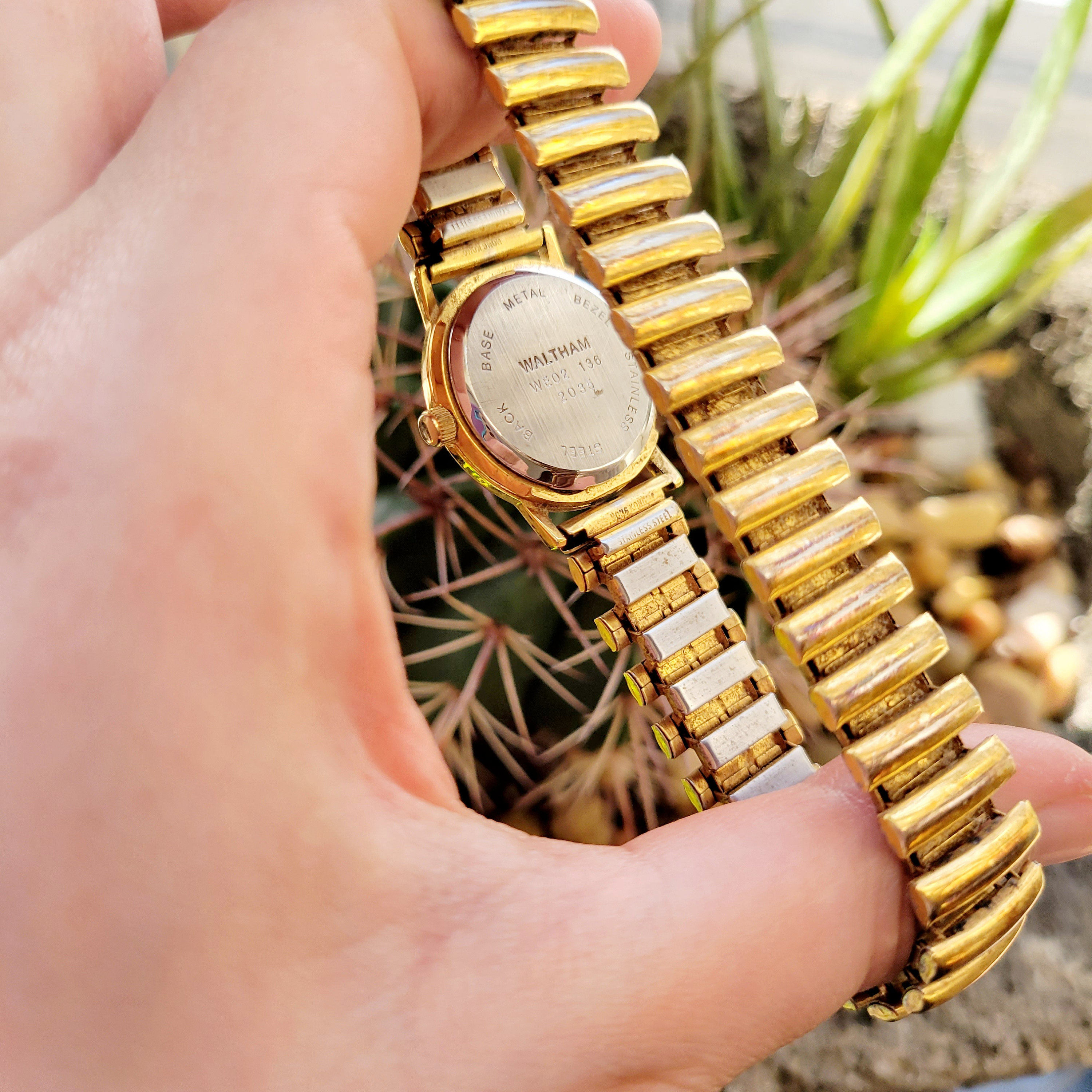 Vintage Waltham Gold Quartz Stretch Watch - Etsy