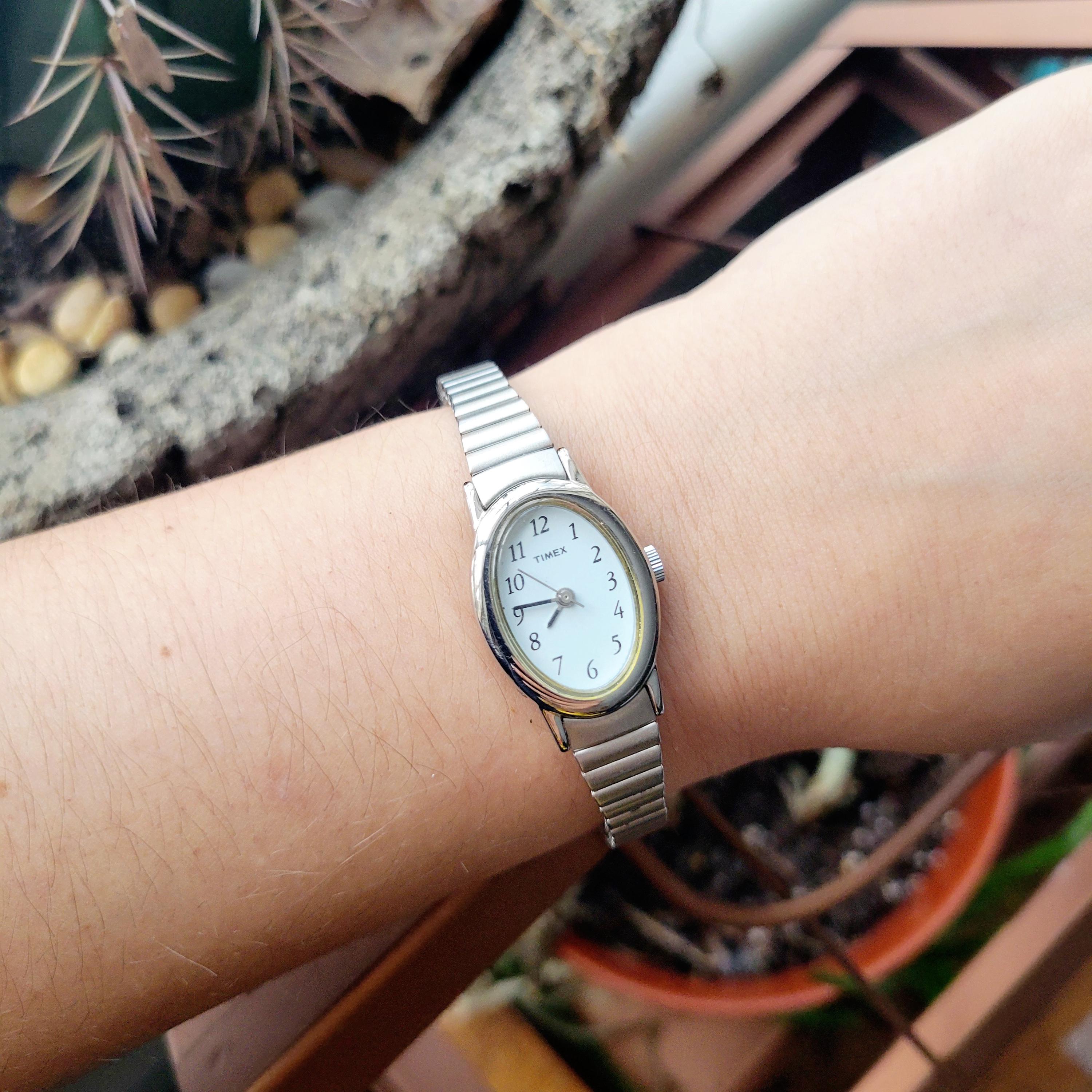Vintage Timex Watch Faceted Bezel Gold Plated, Date