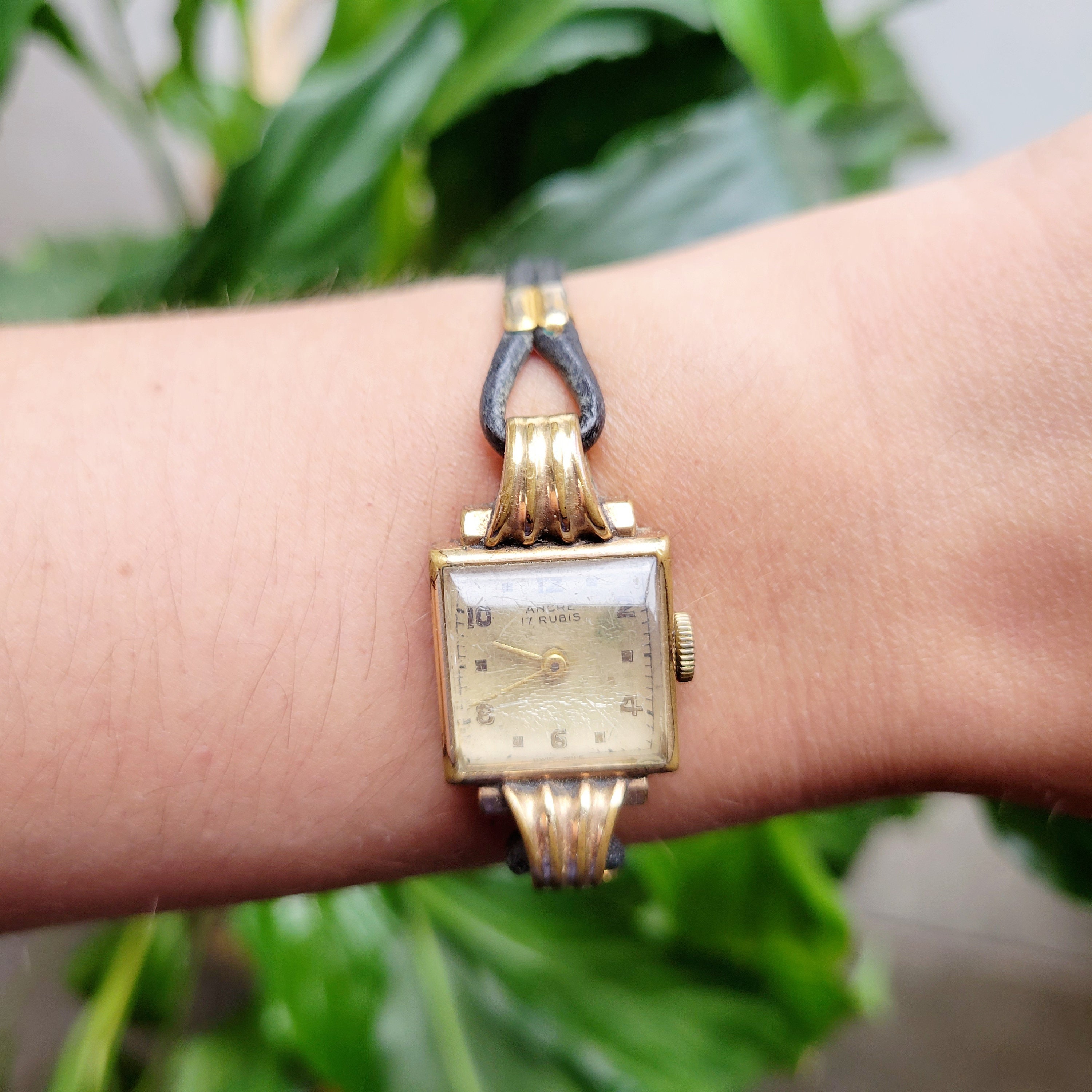 Vintage Ancre 17 Rubis Leather Cord Watch - Etsy