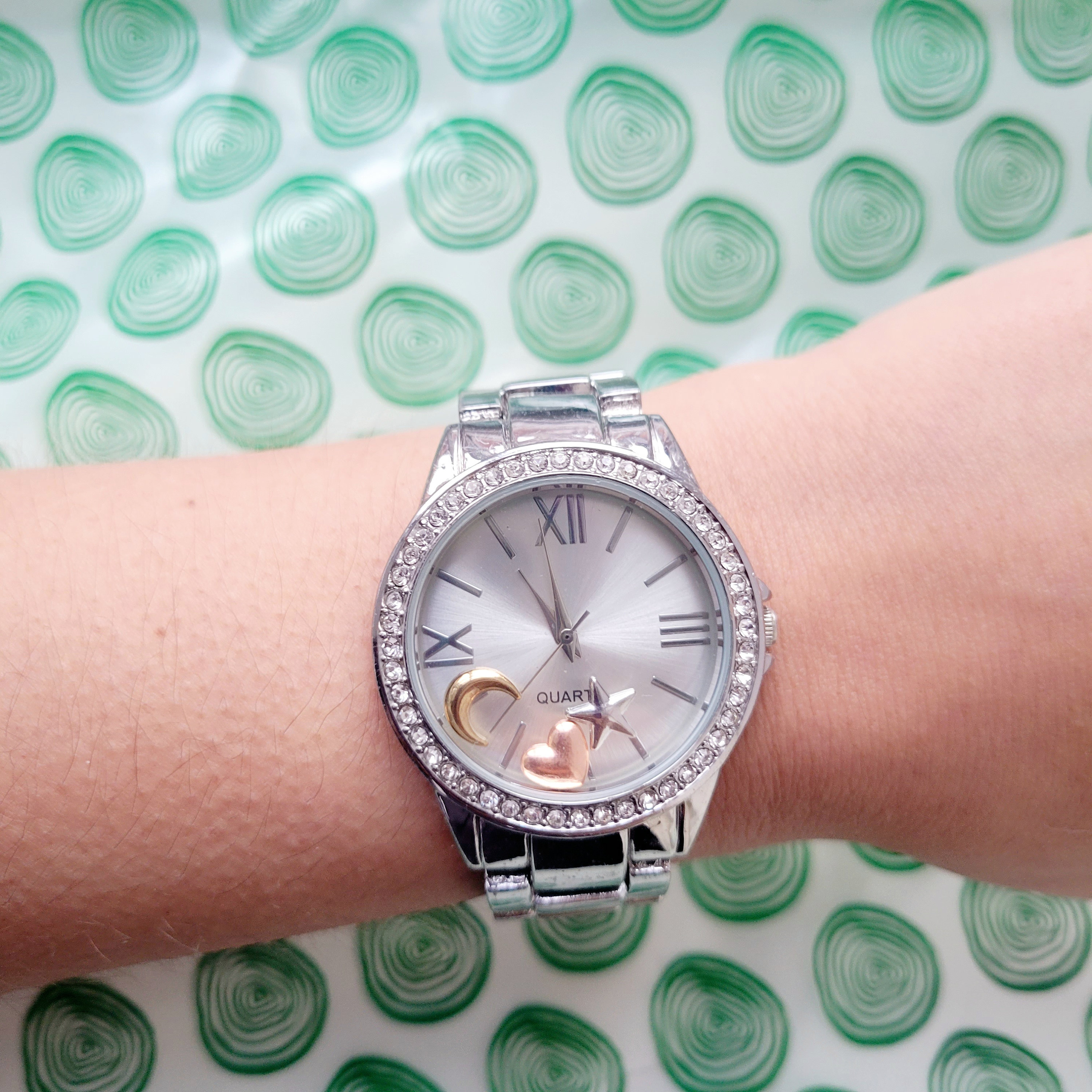 Reloj avon precio hotsell