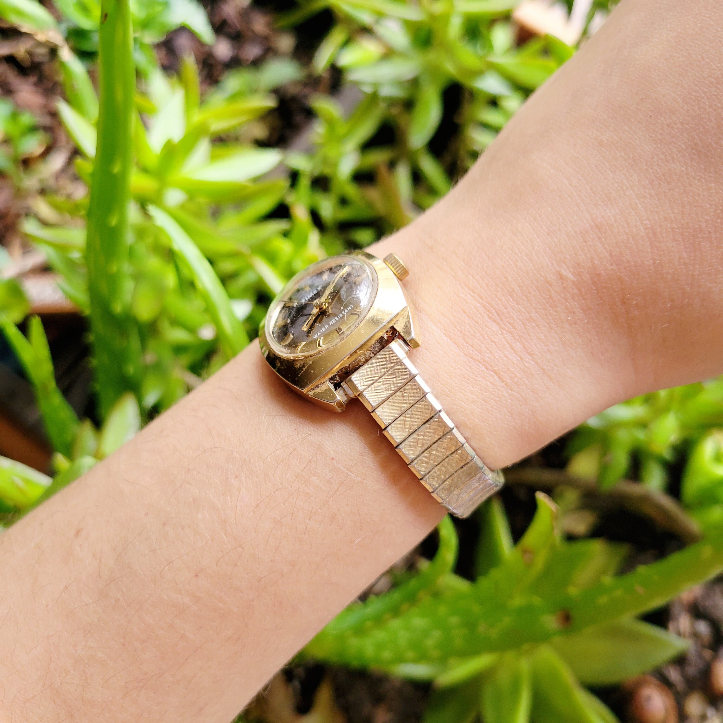 Vintage Timex Classic Gold Stretch Watch - Etsy