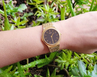 Vintage Citizen Quartz Classic Dainty Gold Watch