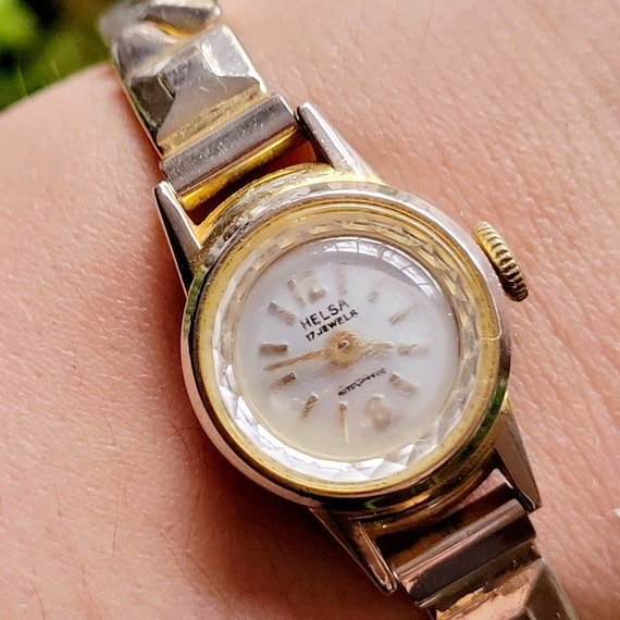Vintage Classic Gold Helsa 17 Jewels Stretch Watch - image 4