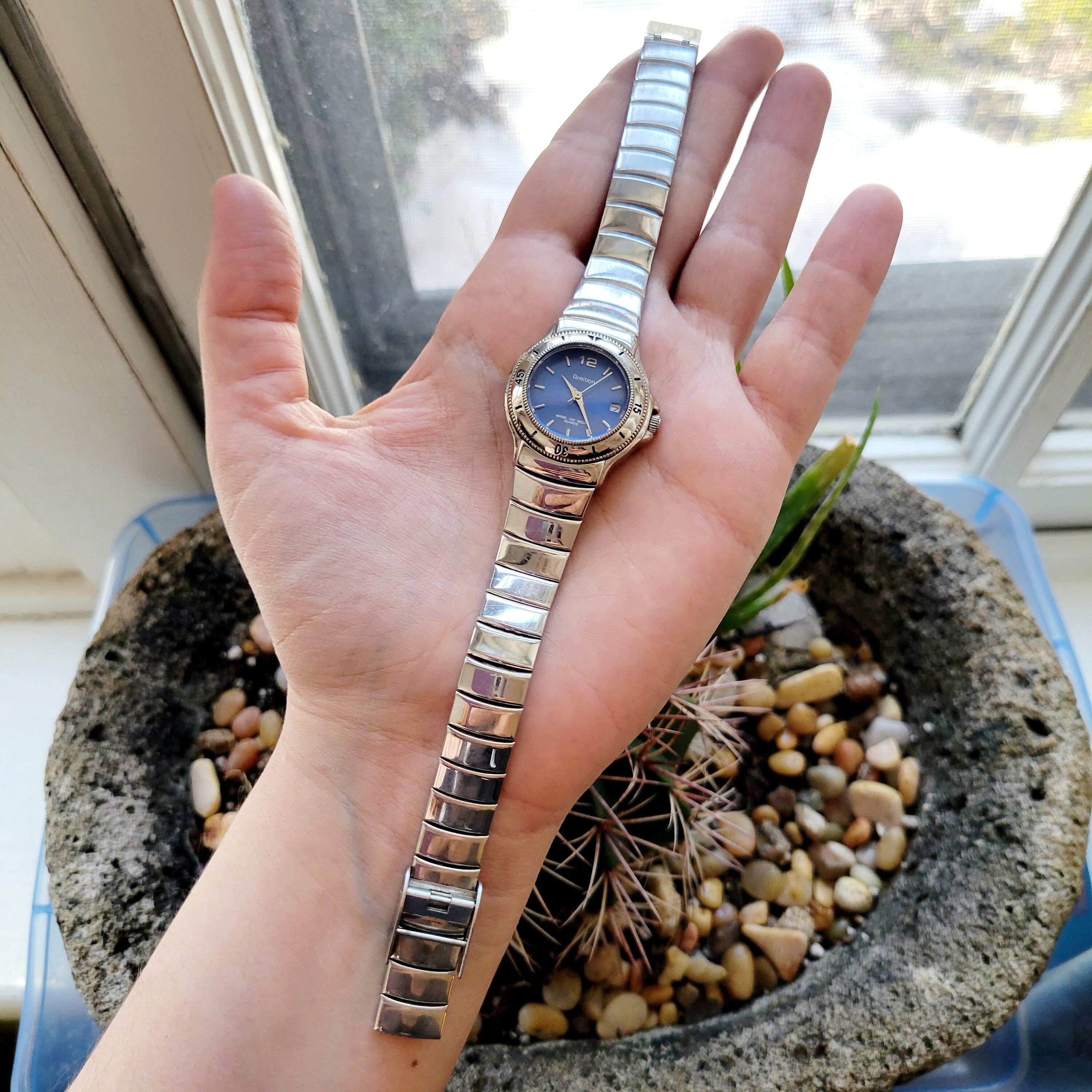Vintage Armitron Classic Silver & Navy Watch - Etsy display picture 2