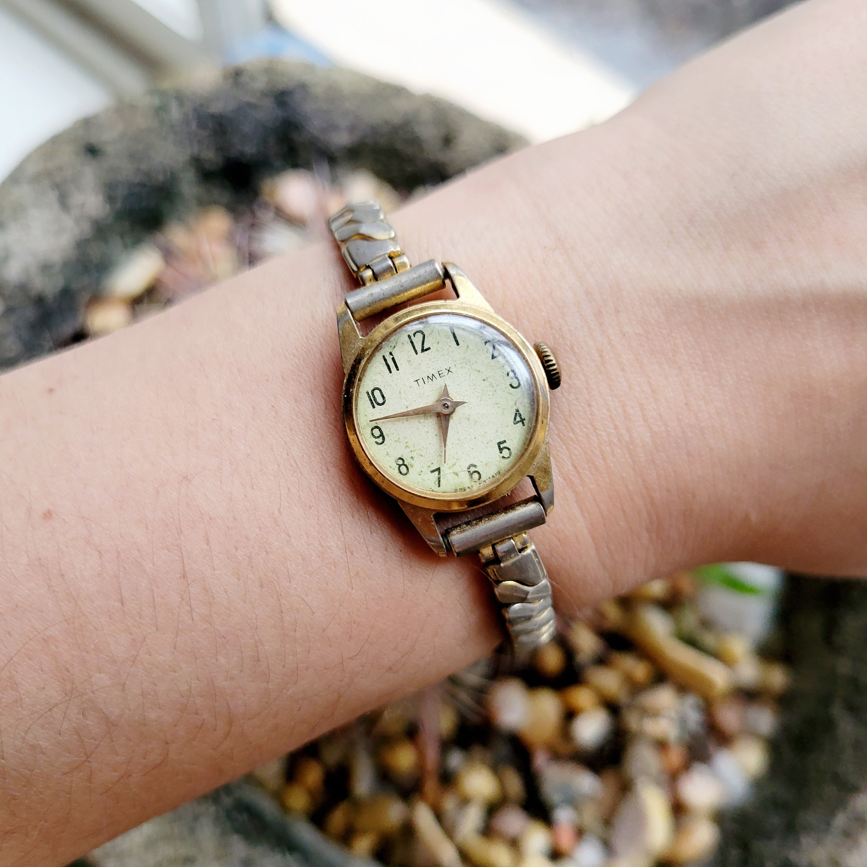 Classic Timex Silver & Gold Classic Stretch Watch Vintage Timex Classic Gold & Silver Stretch Watch - Etsy main image 4