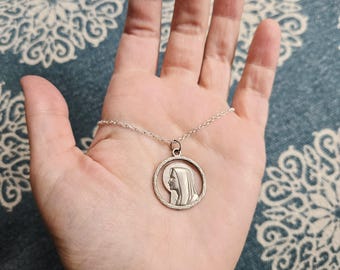 ヴィンテージ ルルド 聖母マリア ペンダントネックレス - Etsy 日本