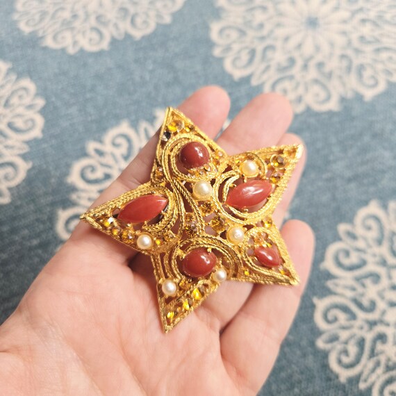 3/4 Inch Colored Star Lapel Pin - Silver Finish With Choice Of Center Color (Blue, Red, Green, Purple, Orange, Yellow) - View #14