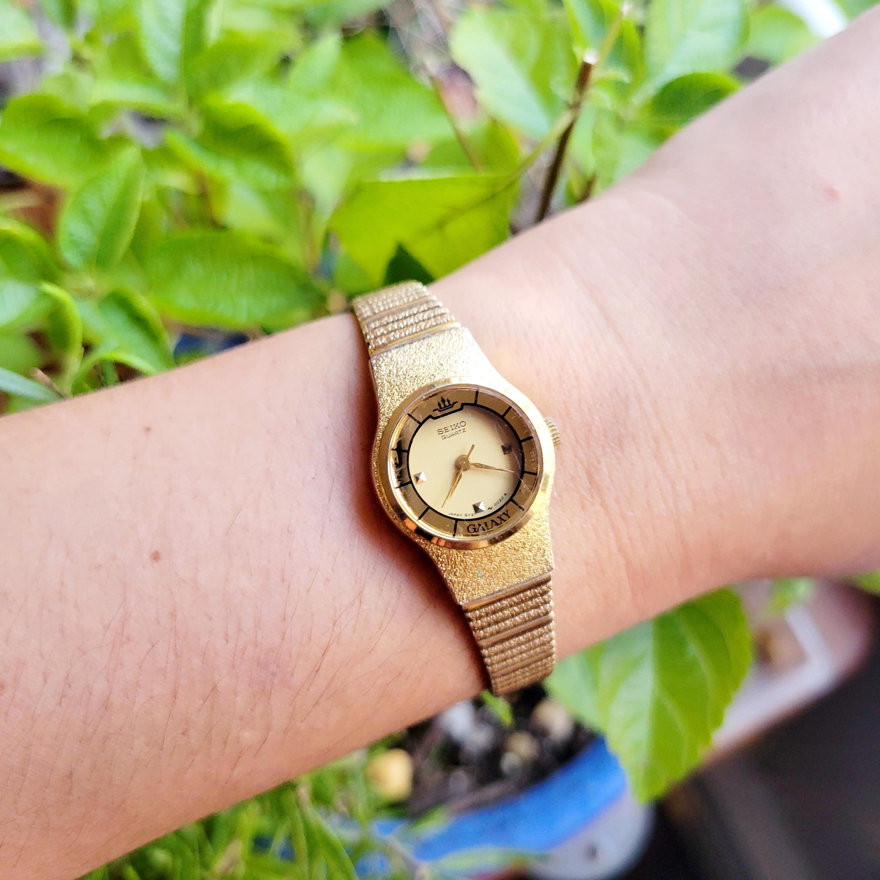 Women\'s Seiko watch. Small gold face. 2C20-5609 R0, 443030, D5017 ????? ???? ????, ???? #SOLD Ref. 2C20-5019  main image 4
