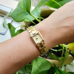 Vintage Rotary Classic Gold Square Watch