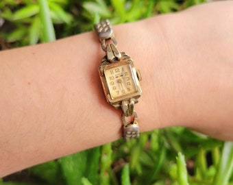 Vintage Hamilton 10K Gold Filled Women display picture 1