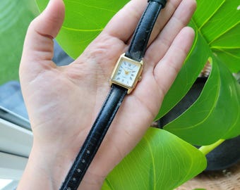 Vintage Citron Quartz Roman Numerals Classic Watch