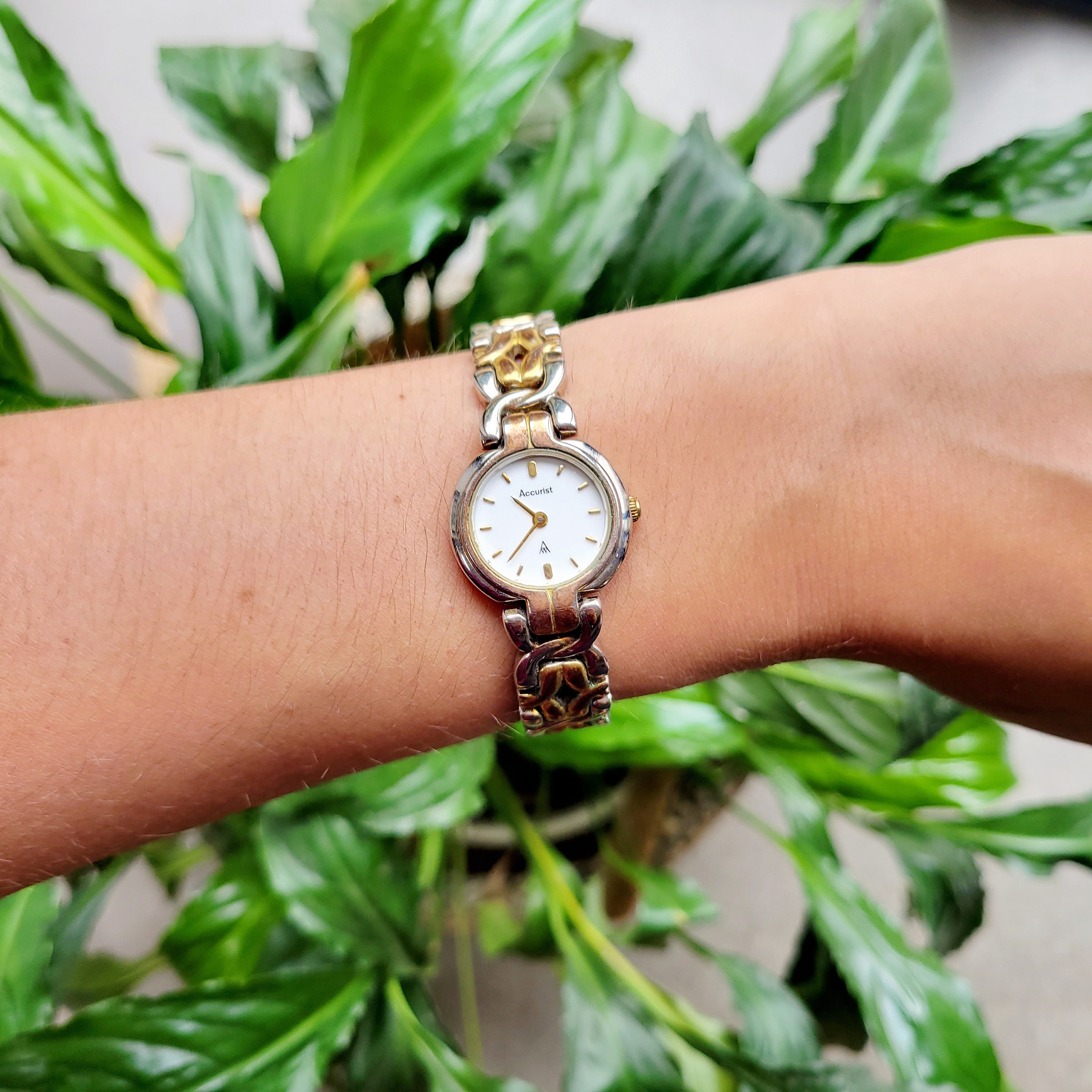 Vintage accurist ladies watch - Etsy 日本 Vintage accurist ladies watch - Etsy 日本