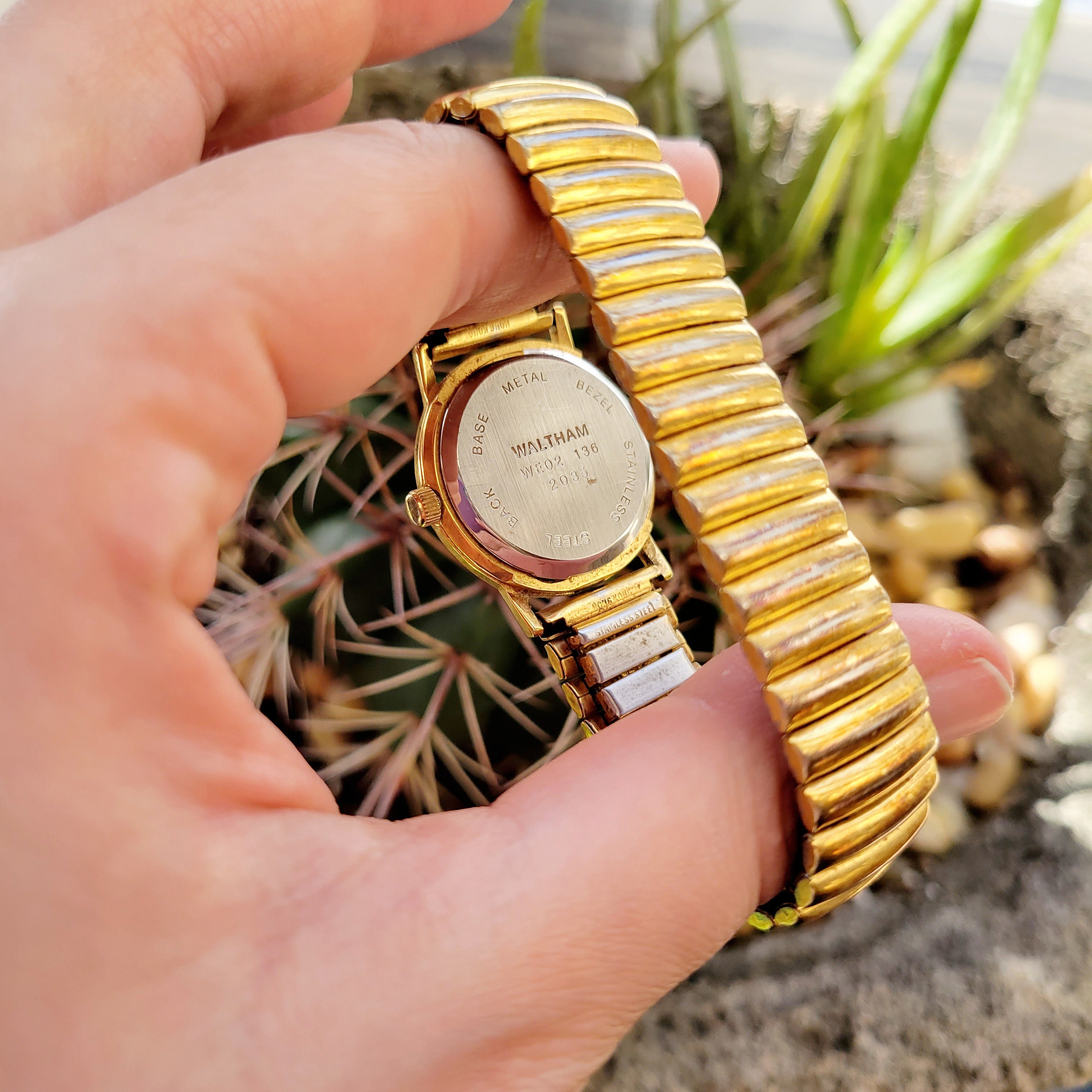 Vintage Waltham Gold Quartz Stretch Watch - Etsy