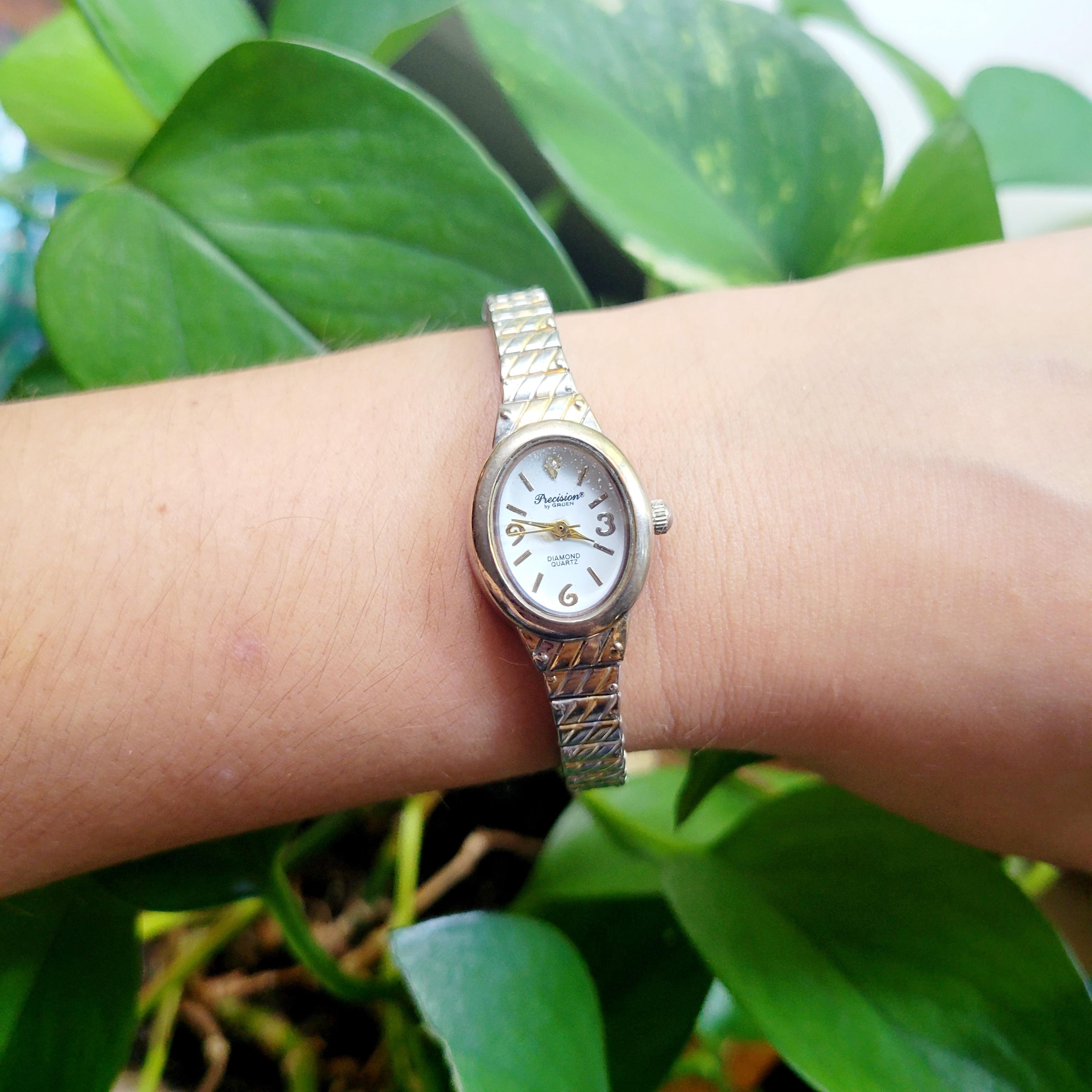 gruen precision diamond quartz watch