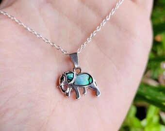 Pendentif éléphant En Nacre D'Abalone Plaqué Argent - Collier Inclus, Multicolore, N7031