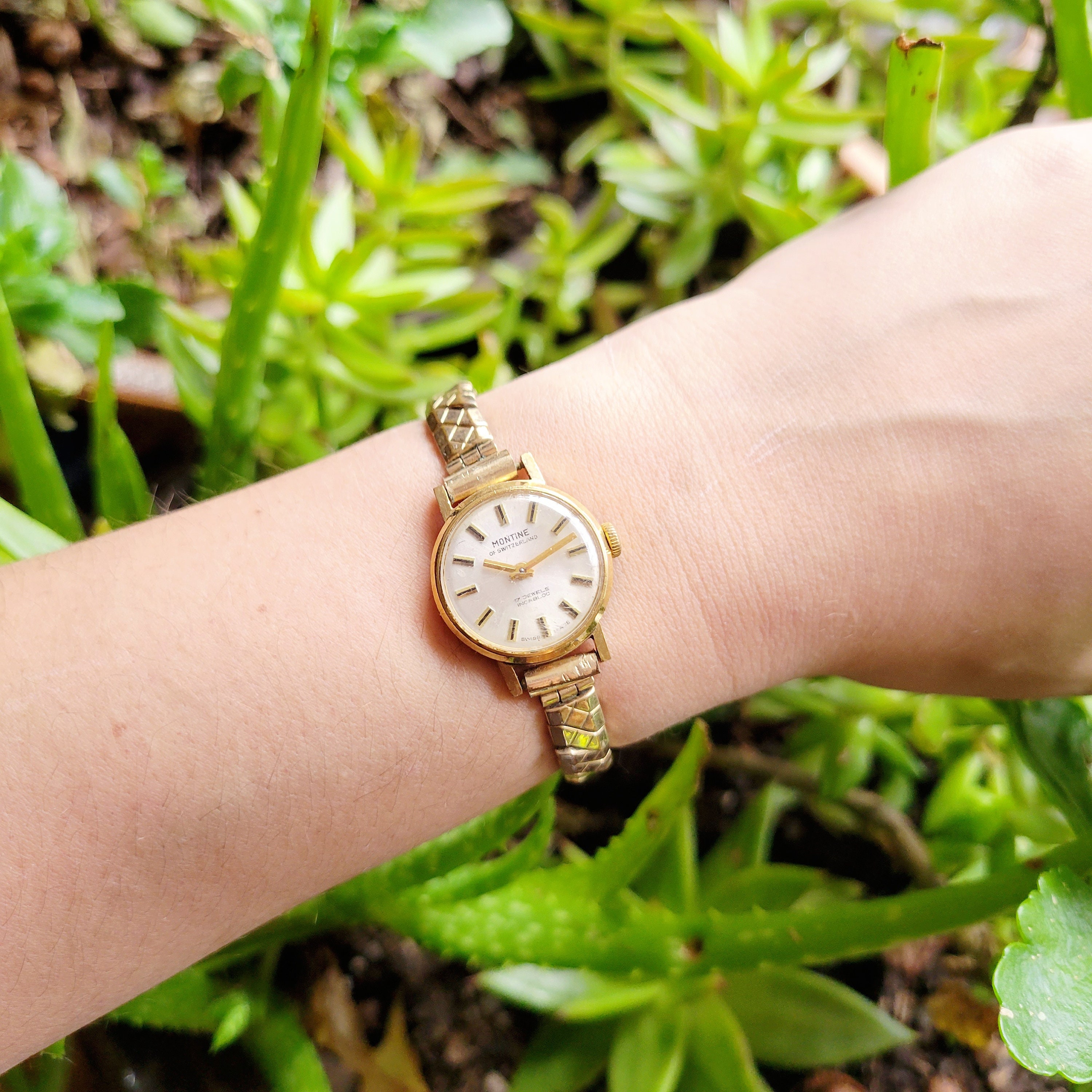 Incabloc gold watch deals