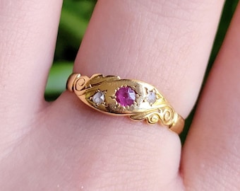 Antique Early Victorian Solid 18K Gold Genuine Diamond and Ruby Gypsy Ring, size 6.75