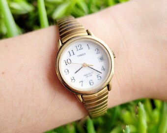 Vintage Timex Indiglo Stretch Watch - Etsy display picture 1