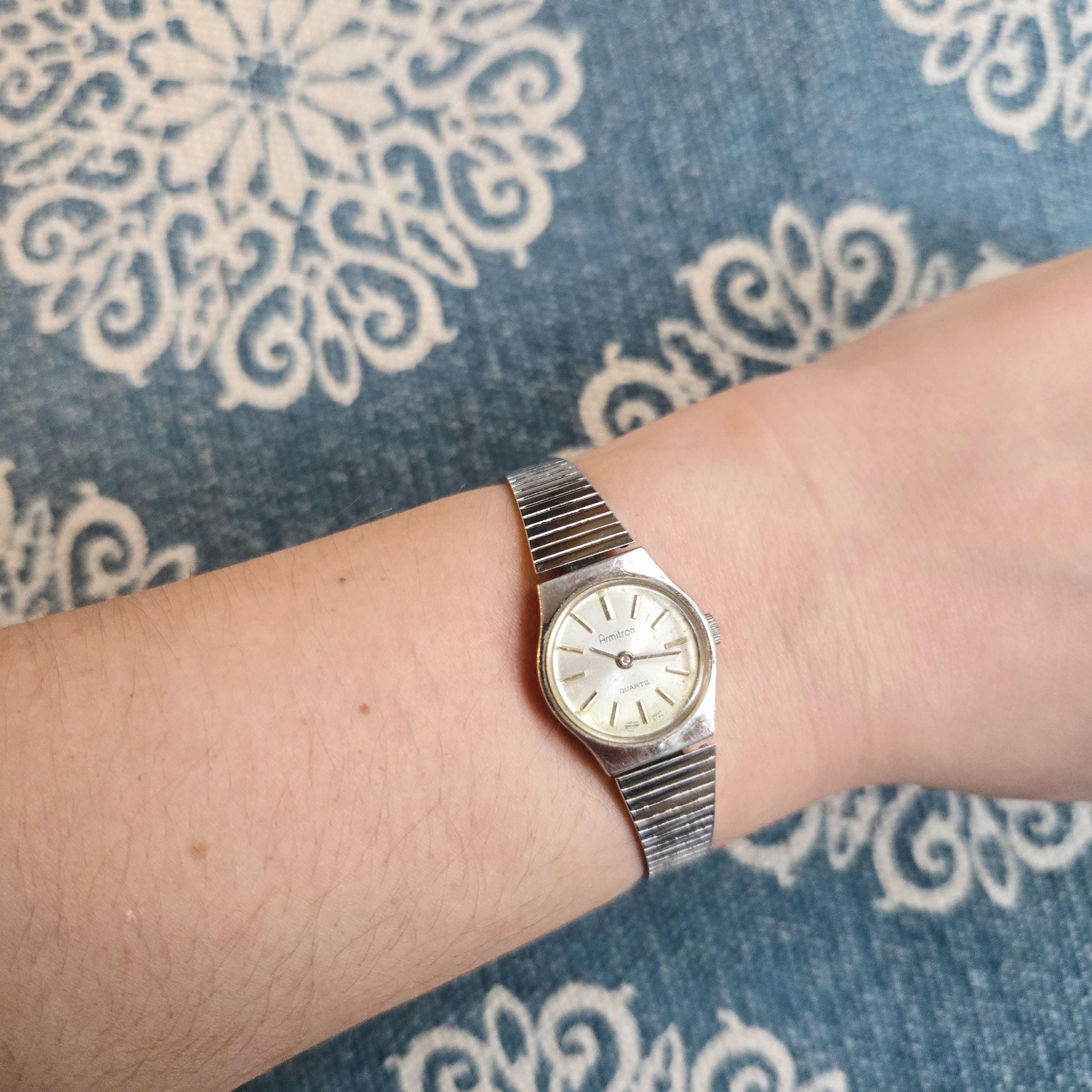 Vintage Armitron Classic Silver Watch Vintage Armitron Classic Silver & Navy Watch | eBay main image 2