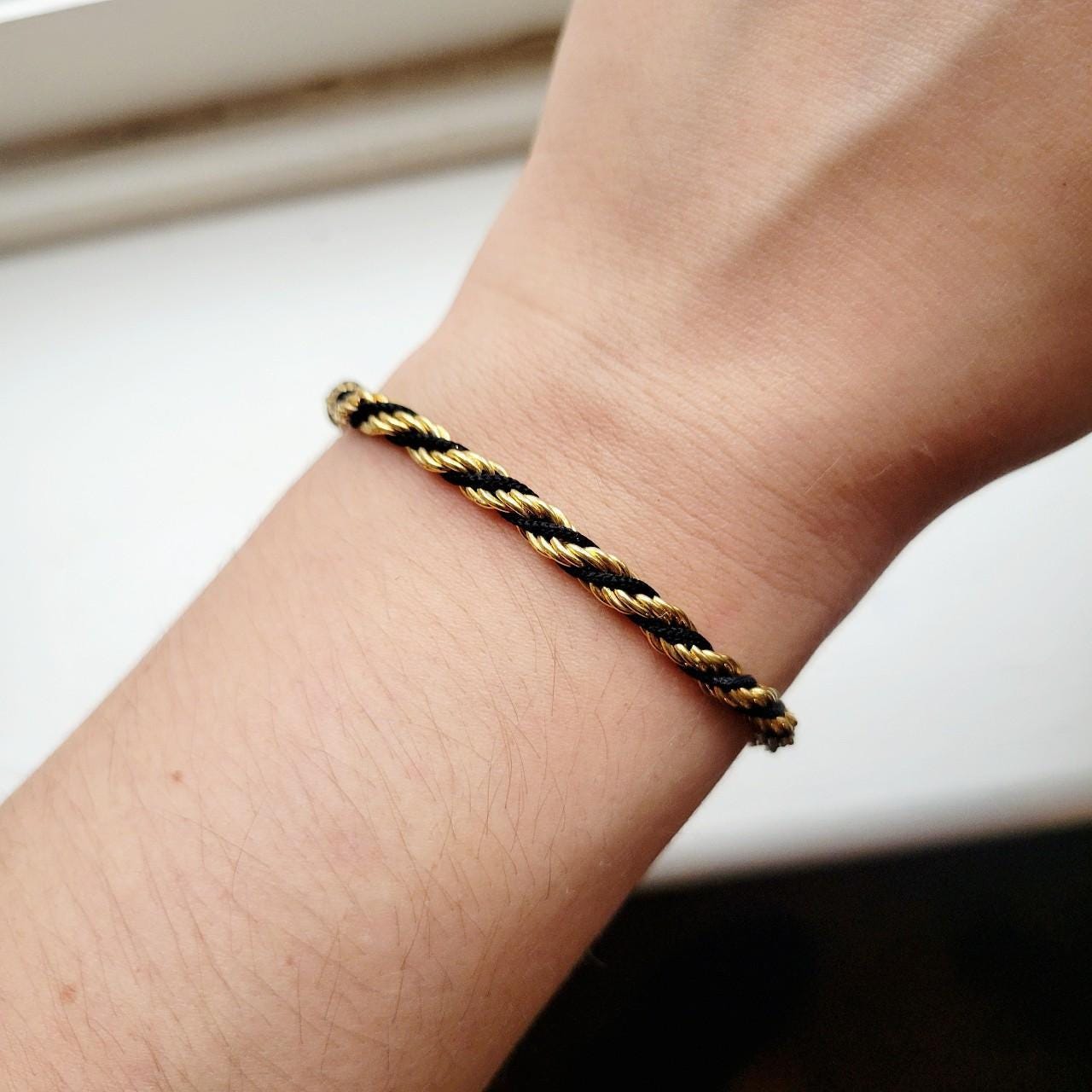 Vintage Trifari Dainty Gold & Black Twist Wave Chain  display picture 2