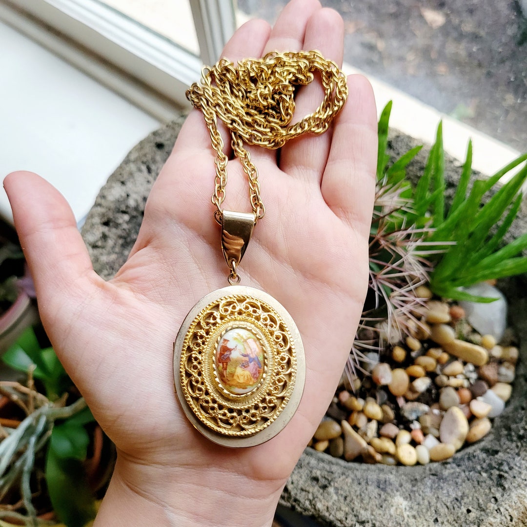 Vintage Gold Historical Scene Gold Locket Necklace Etsy — free download