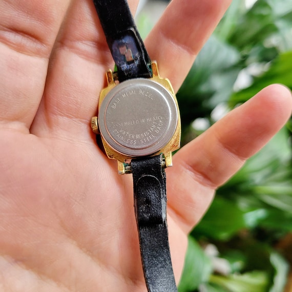 Vintage Timex England Classic Leather Watch - Etsy