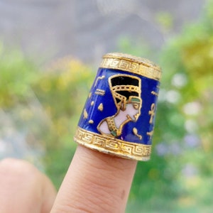Vintage Egyptian Queen Nefertiti Thimble