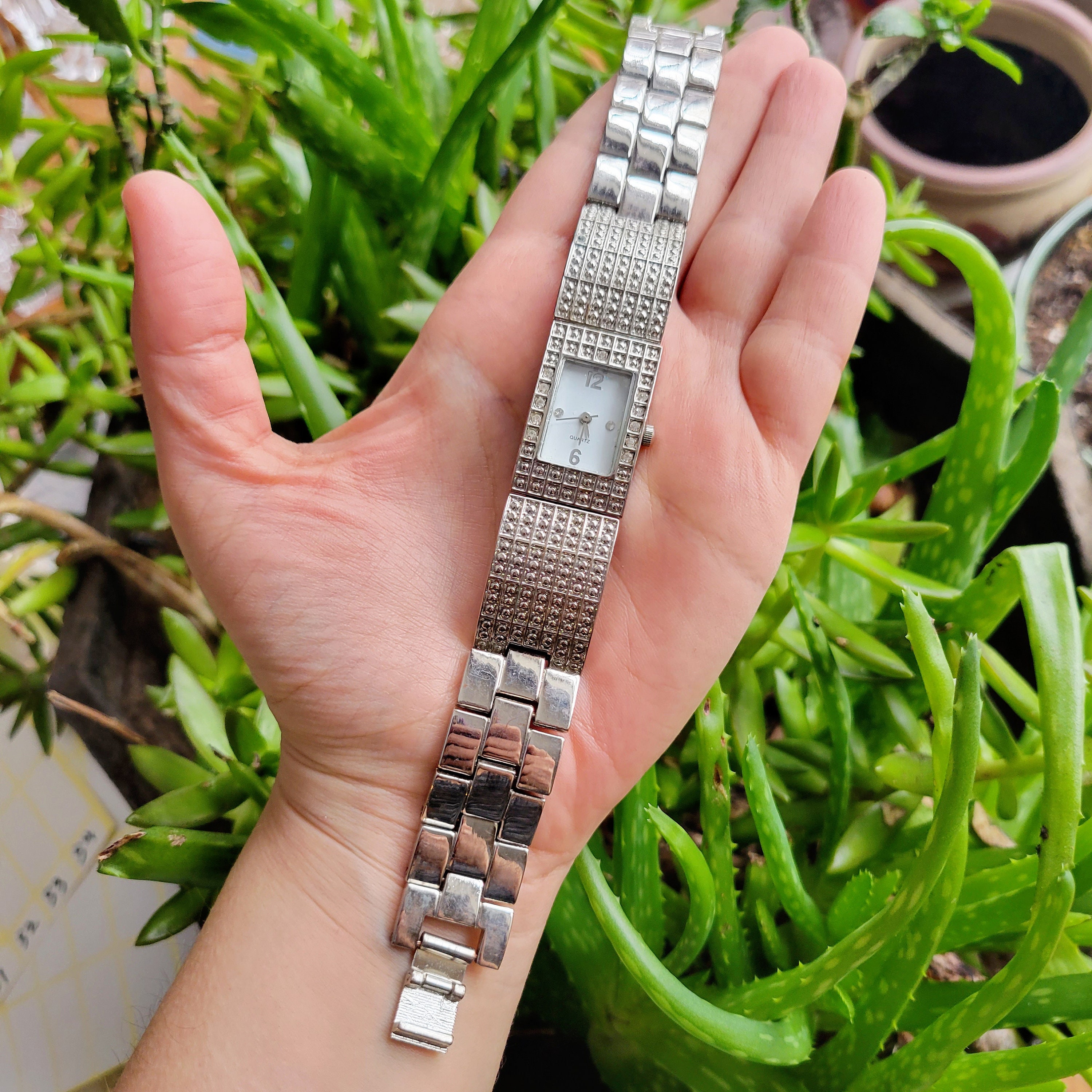 Vintage Rhinestone Dimpled Quartz Watch - Etsy Australia display picture 1