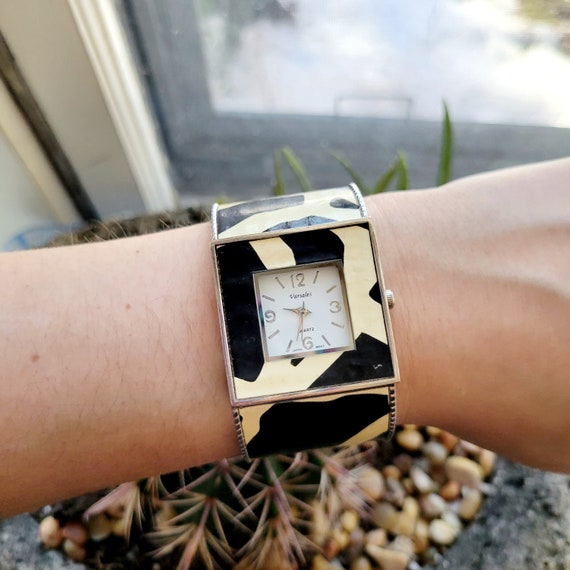 Varsales quartz watch top