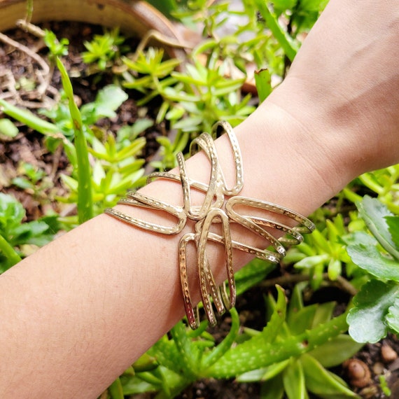 Vintage Chunky Wire Cuff Bracelet - image 3