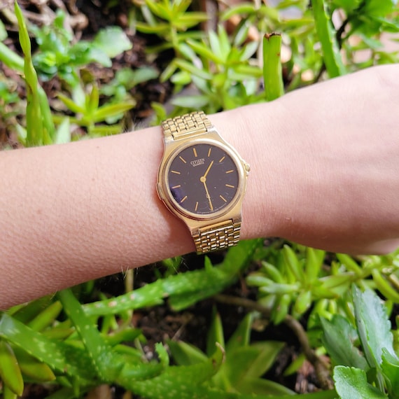 Vintage Citizen Quartz Classic Dainty Gold Watch - image 3