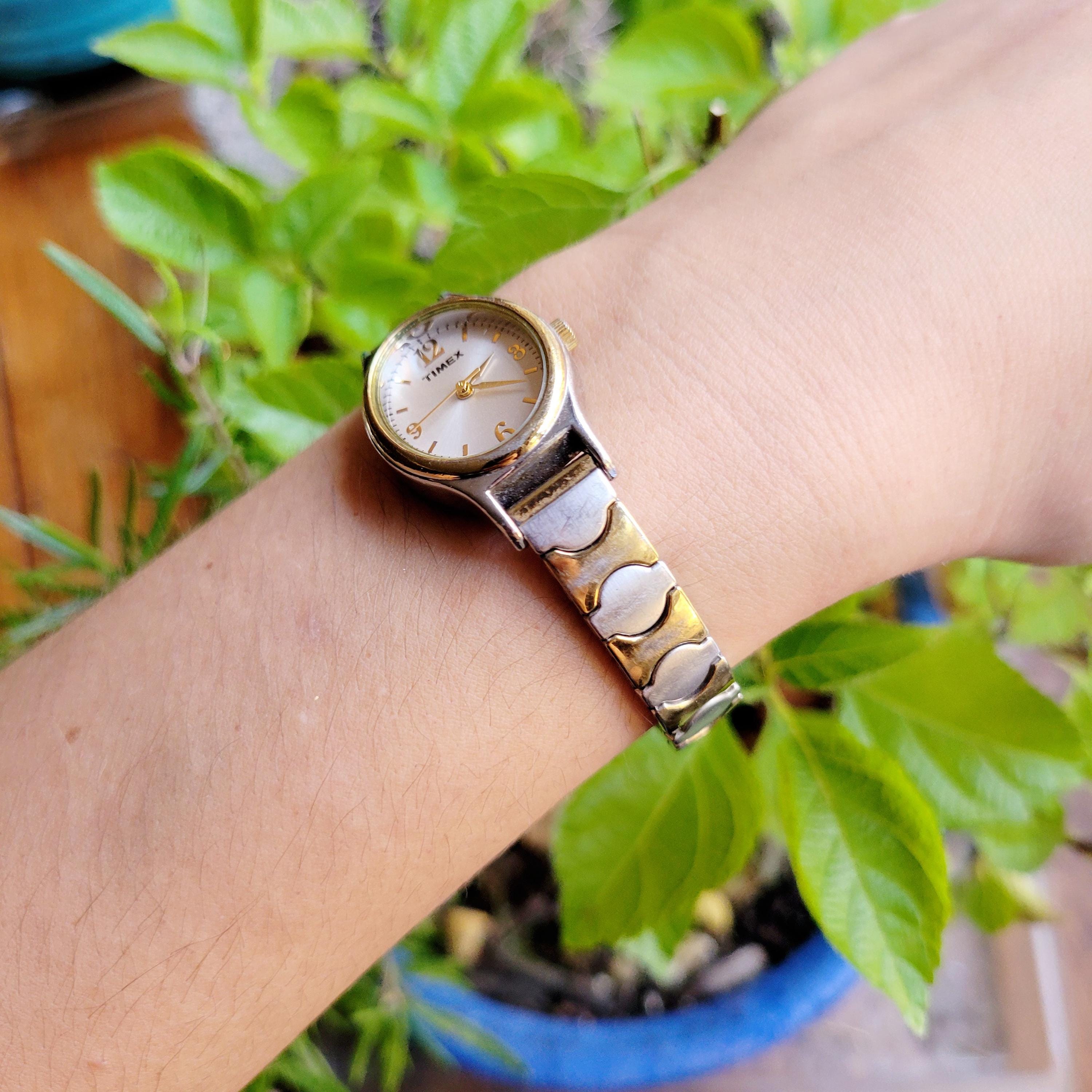 Vintage Timex Dainty Gold & Silver Teardrop Pear Shaped Watch Vintage Timex Classic Dainty Gold & Silver Stretch Watch - Etsy main image 4