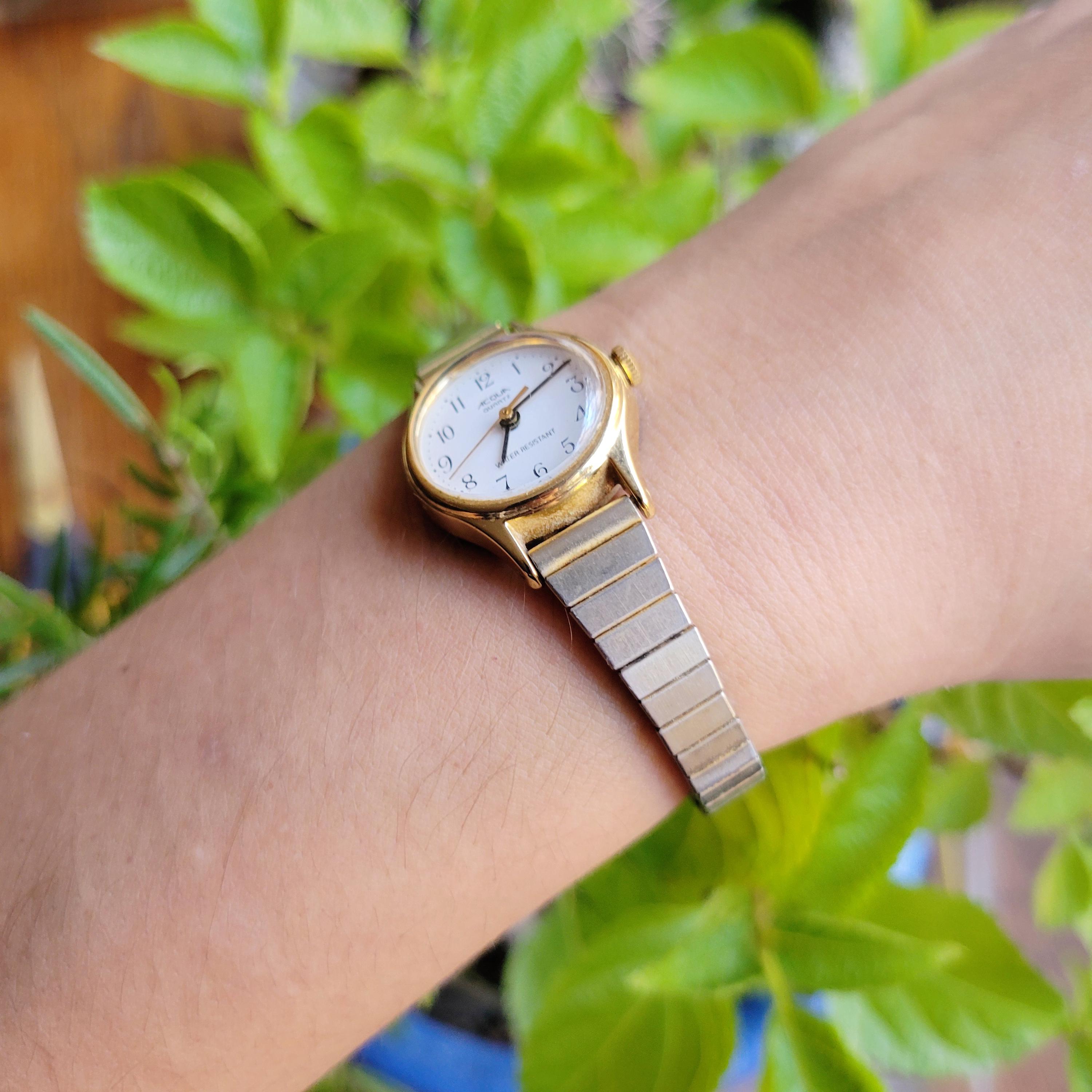 Vintage Acqua Quartz Classic Womens Womans Gold Analog Dainty Stretch Watch Vintage Acqua Quartz Black & Gold Leather Watch - Etsy main image 3