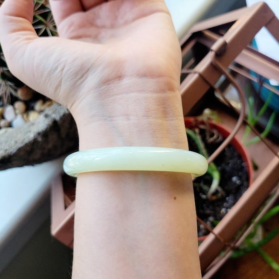 Vintage Solid Jade Bangle Bracelet - image 6