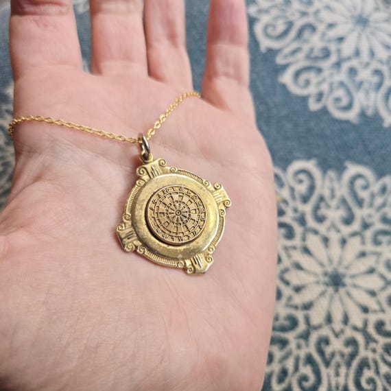 Vintage 1963-1964 Watneys Shield Ornate Darts Dart Board Gold Medal Necklace