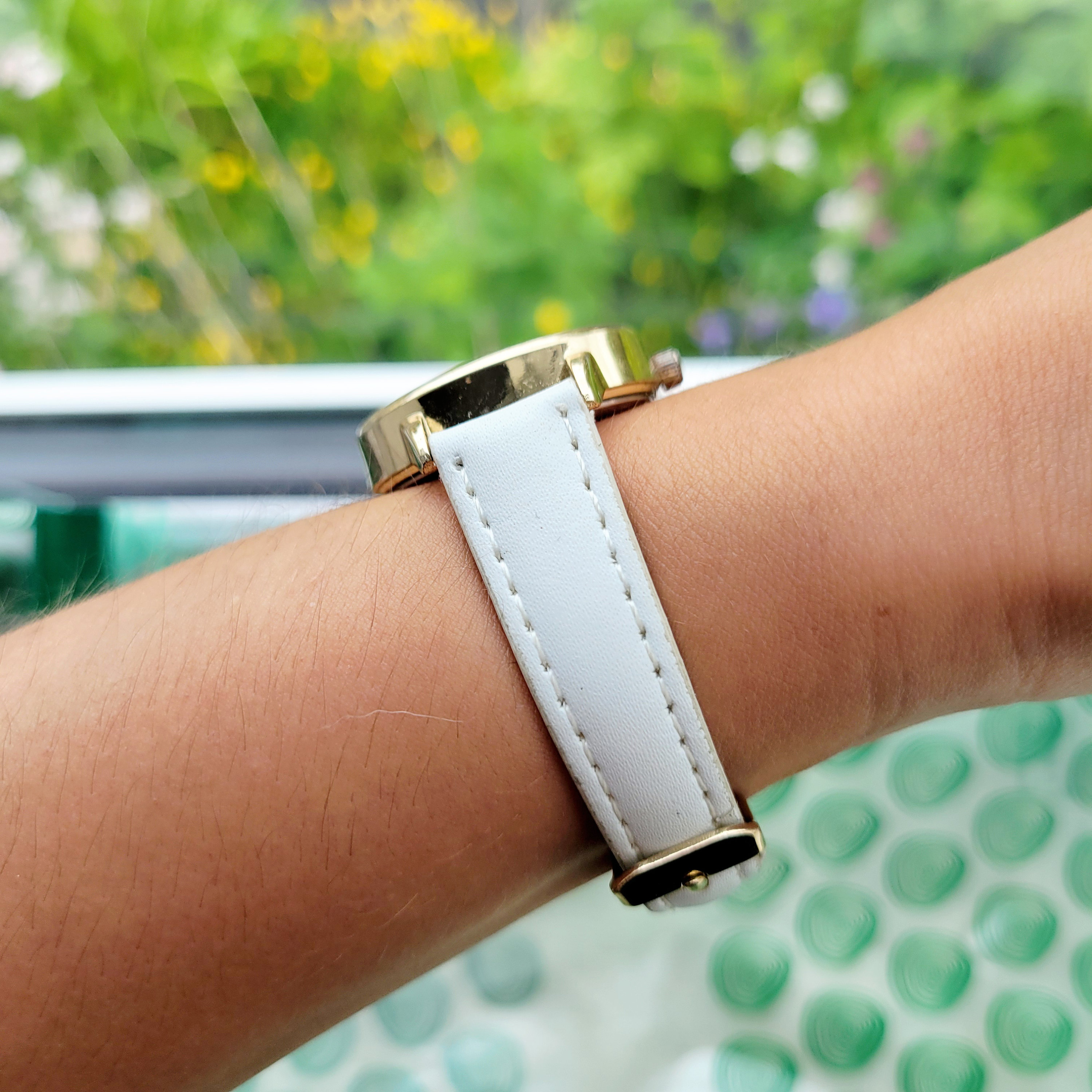 Classic White & Gold Sparkle Watch - Etsy display picture 1