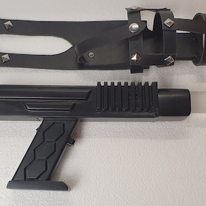 Cylon Blaster/Laser With Holster Battlestar Galactica All Fiberglass
