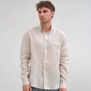 Men&#39;s slim fit shirt made of natural beige linen
