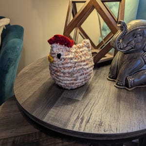 Cute Crocheted Chicken!