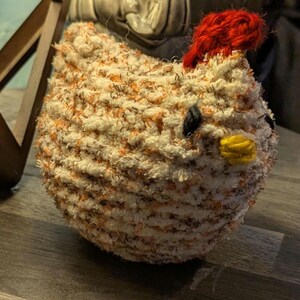 Cute Crocheted Chicken!