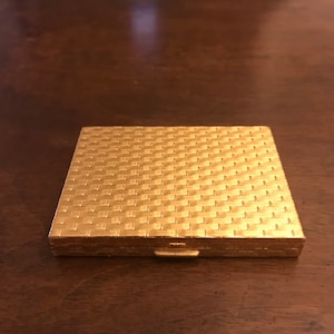 Original Mint and Boxed 1950s Vintage Marquis of Paris ‘Basket-weave’ Pattern Powder Compact Ideal Gift!