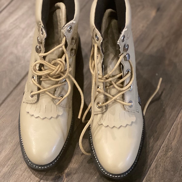 Justin Lace-up Boots