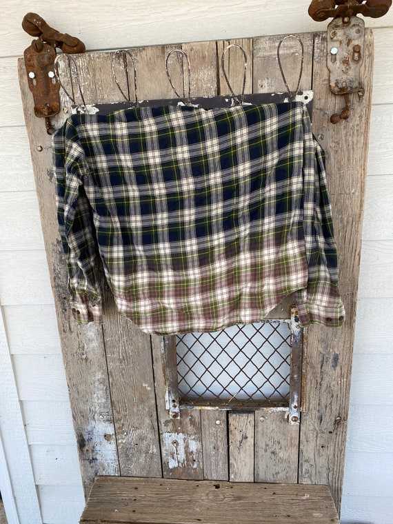 Unisex Size Medium Vintage Bleached Flannels - image 6