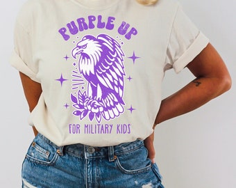 Design de chemise violette pour enfant militaire (fichier PNG)