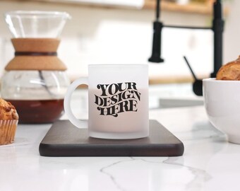 Maqueta de taza de vidrio esmerilado: compatible con Canva, jpeg, descarga digital