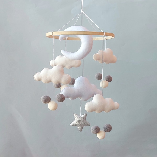 Crib mobile nursery, Baby mobile, Neutral baby mobile, Cloud mobile, Moon mobile, Monochrome mobile, Nursery Decor, Cloud decor